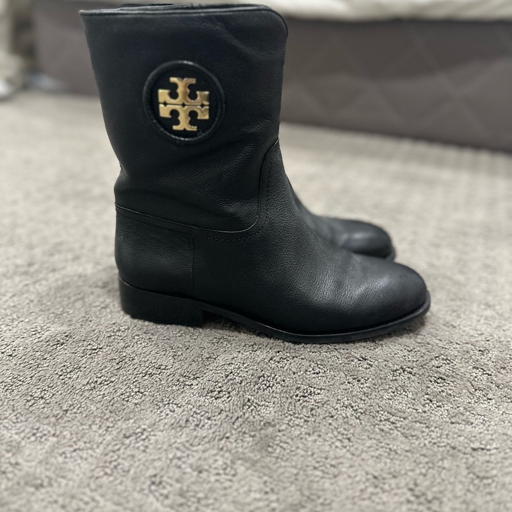 Tory Burch mid calf boots, good- very good- condition. Worn maybe 5x
